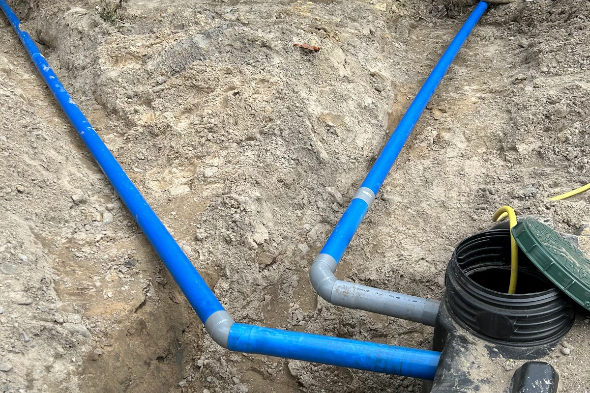 Assainissement - Installation et réparation de systèmes d'assainissement, drainage et évacuation des eaux.